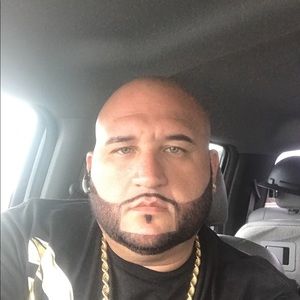 Meet your Posher, Charles